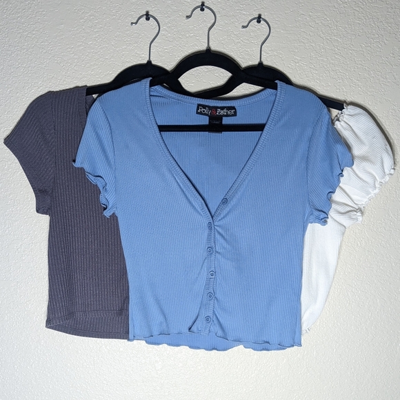Periwinkle cropped button up - Picture 2 of 7